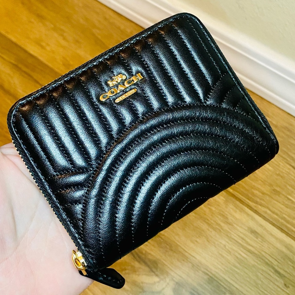NEW! RARE Coach Deco Quilting Black Nappa Leather Small Zip Around Wallet - HTF